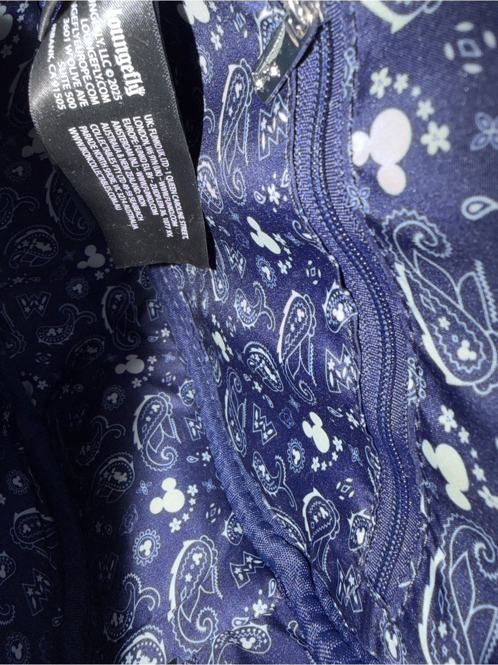NWT Loungefly Disney Mickey Bandana Convertible Backpack BoxLunch paisley - Picture 4 of 8
